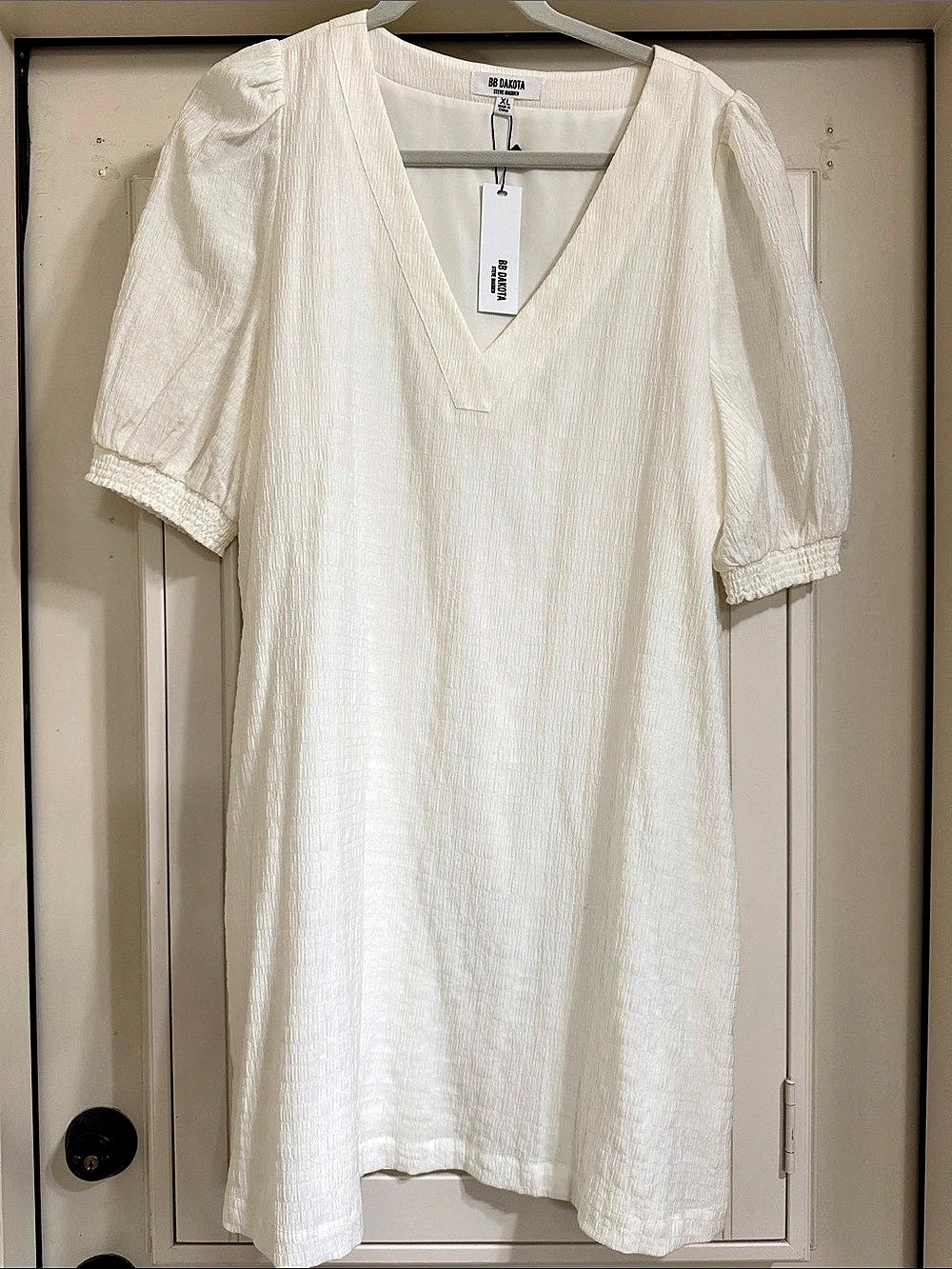 BB Dakota Textured V-Neck Mini Dress in White XL NWT